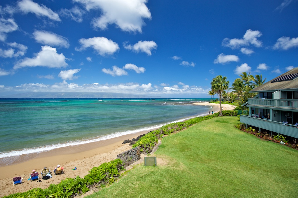 Kahana Outrigger